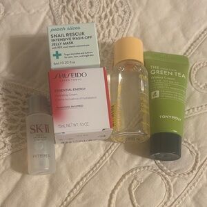 Shiseido Essential Energy Hydrating Cream  with Other Samples